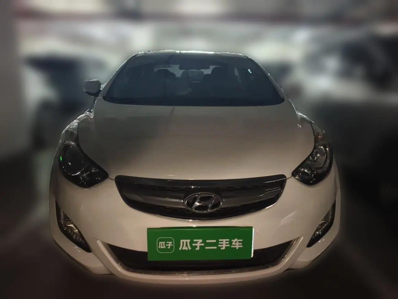 Hyundai Elantra (5th Generation / Langdong) 2015 1.6L Automatic Luxury Model — миниатюра 2