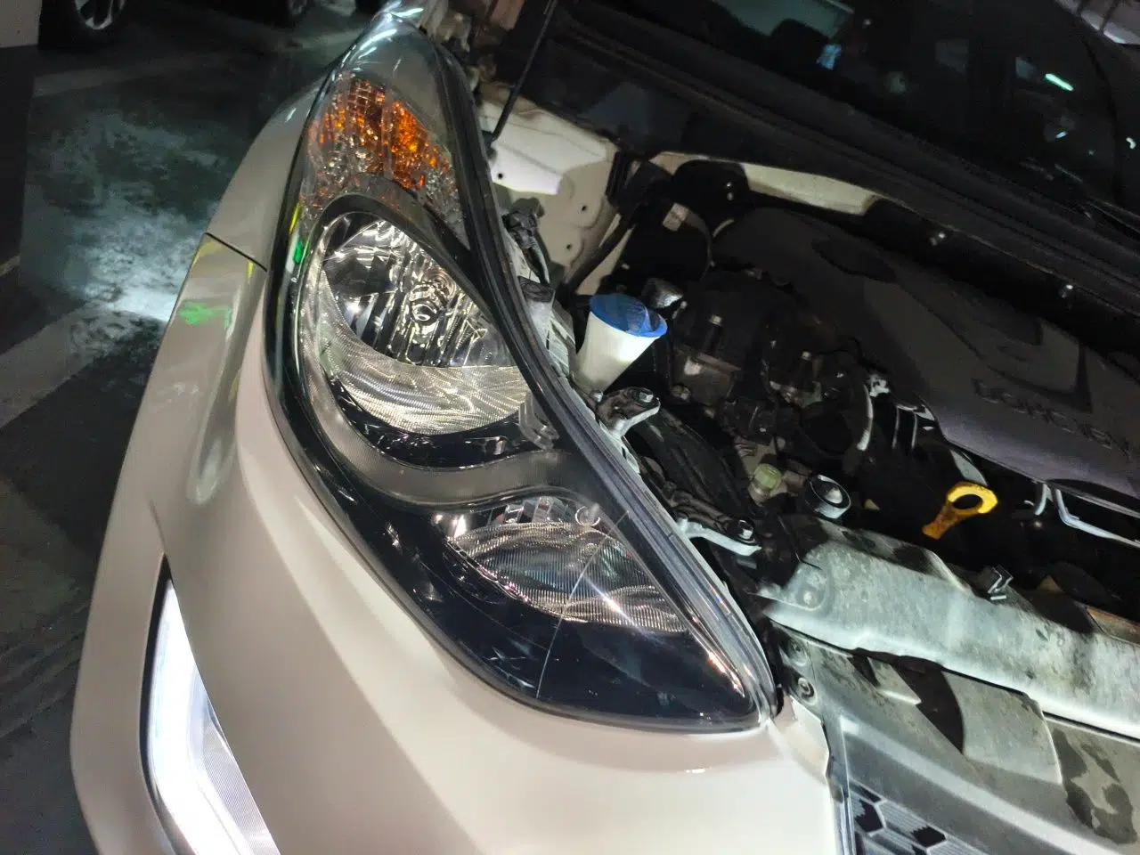 Hyundai Elantra (5th Generation / Langdong) 2015 1.6L Automatic Luxury Model — миниатюра 7