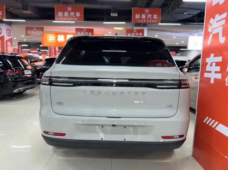 Leapmotor C10 2024 Pure Electric Version 530 Smart Edition — миниатюра 5