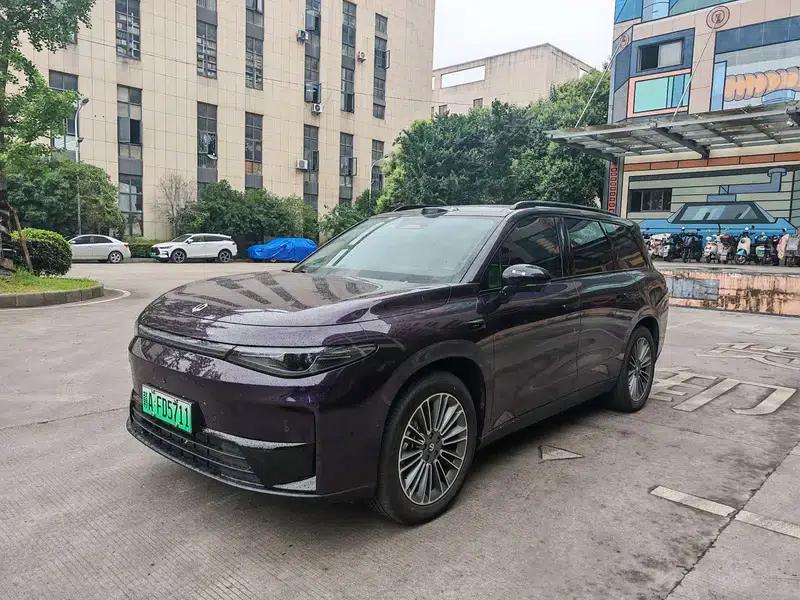 Leapmotor C16 2026 Range Extended Electric Vehicle, 280 LiDAR Edition, 6-Seater — миниатюра 1