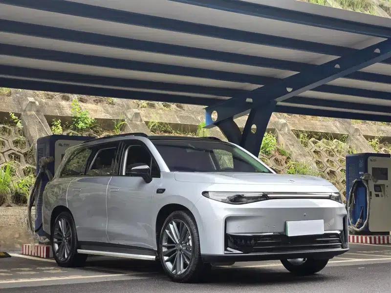 Leapmotor C16 2024 Range Extended Electric 200 Premium Edition — миниатюра 3