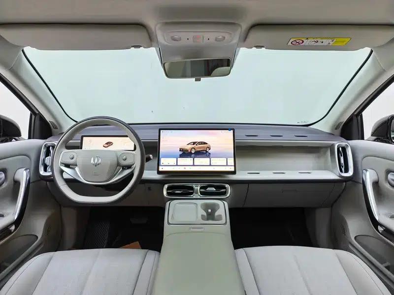 Leapmotor B01 2025 550 Enjoy Edition — миниатюра 8