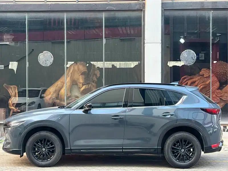 Mazda CX-5 2021 2.0L Automatic 2WD Black Knight Edition — миниатюра 3