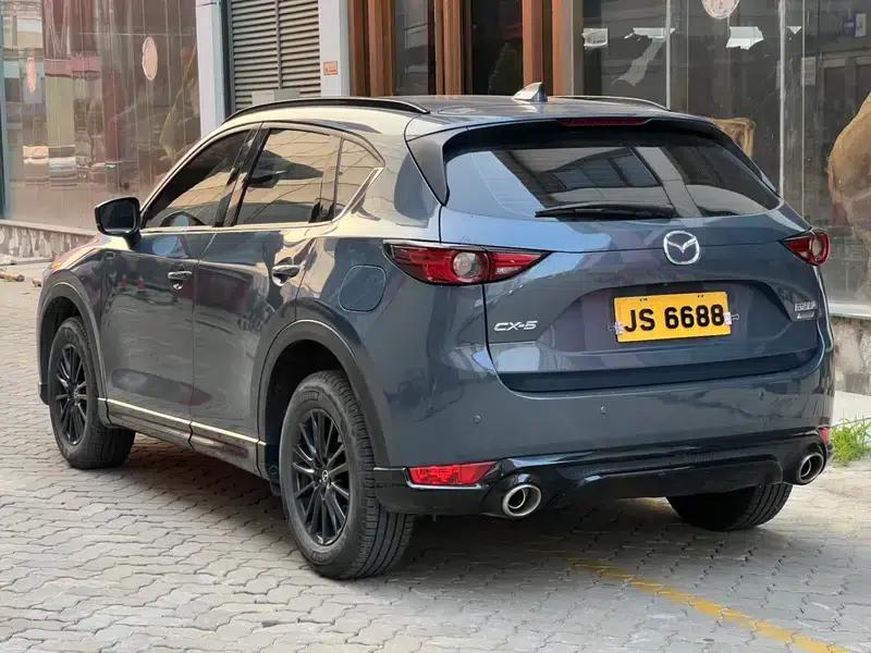 Mazda CX-5 2021 2.0L Automatic 2WD Black Knight Edition — миниатюра 4