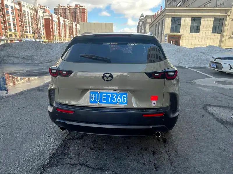 Mazda CX-50 2023 2.0L Automatic Leading Edition — миниатюра 4