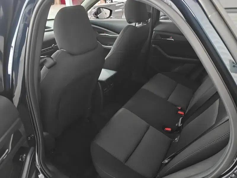 Mazda CX-30 2021 2.0L Automatic Premium Edition — миниатюра 9