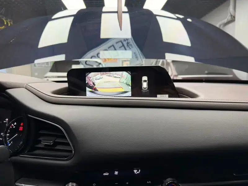 Mazda CX-30 2021 2.0L Automatic Comfort Edition — миниатюра 15