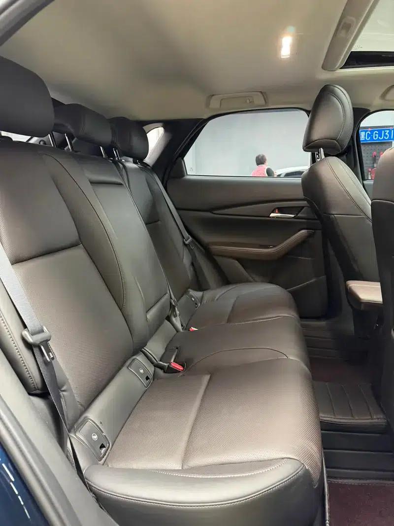Mazda CX-30 2021 2.0L Automatic Comfort Edition — миниатюра 23