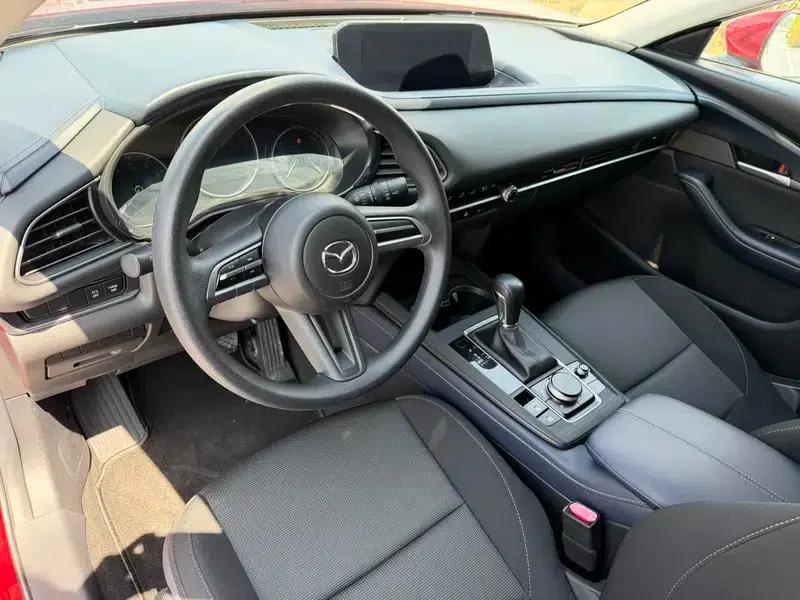 Mazda CX-30 2022 2.0L Automatic Premium Edition — миниатюра 7