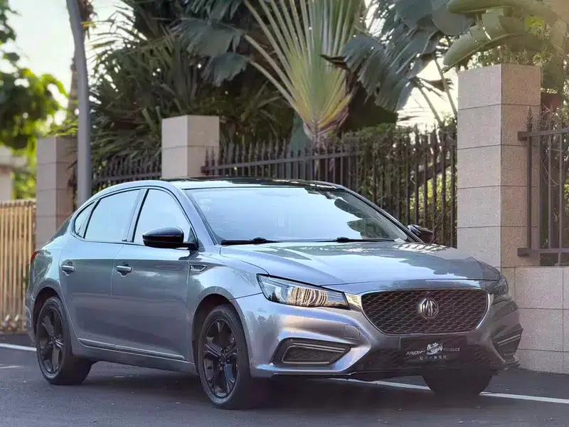 MG6 2017 20T Automatic Luxury Intelligent Edition — миниатюра 3