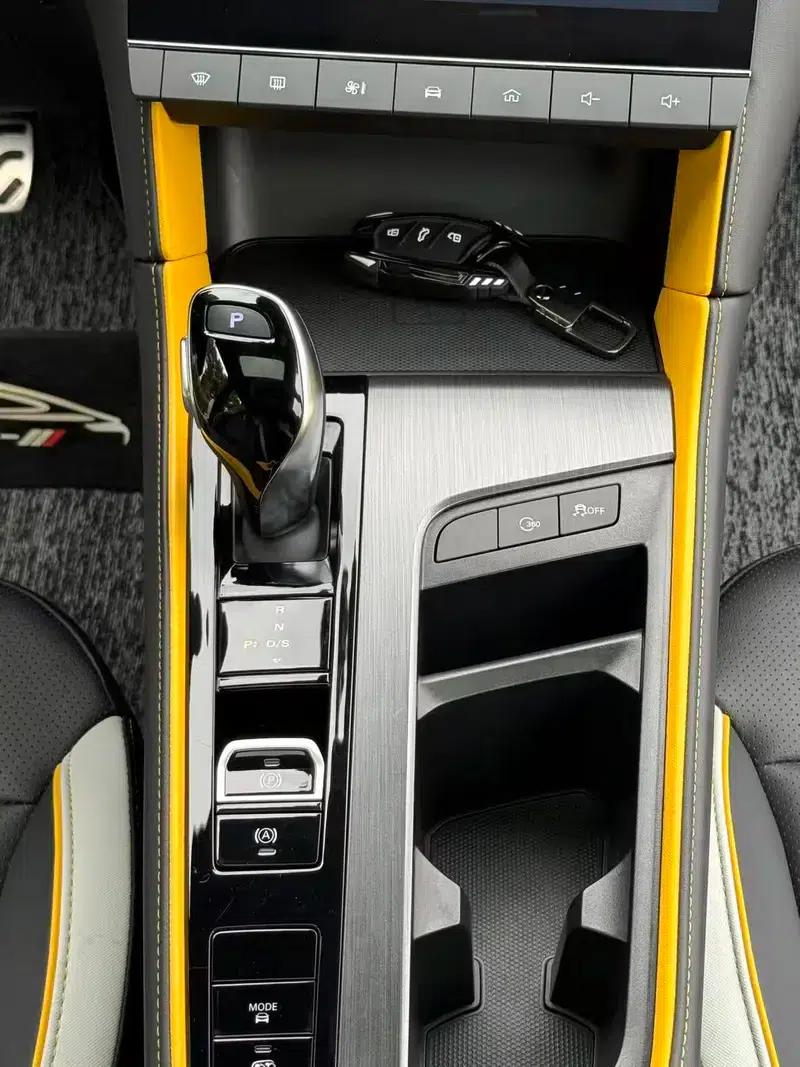 MG6 2021 Pro 1.5T Automatic Trophy Flagship Edition — миниатюра 11