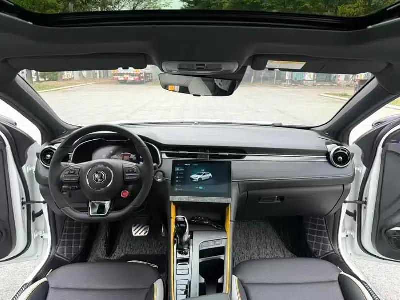 MG6 2021 Pro 1.5T Automatic Trophy Flagship Edition — миниатюра 14