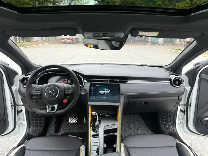 MG6 2021 Pro 1.5T Automatic Trophy Flagship Edition — миниатюра 16