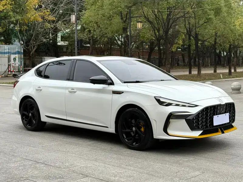 MG6 2021 Pro 1.5T Automatic Trophy Flagship Edition — миниатюра 3