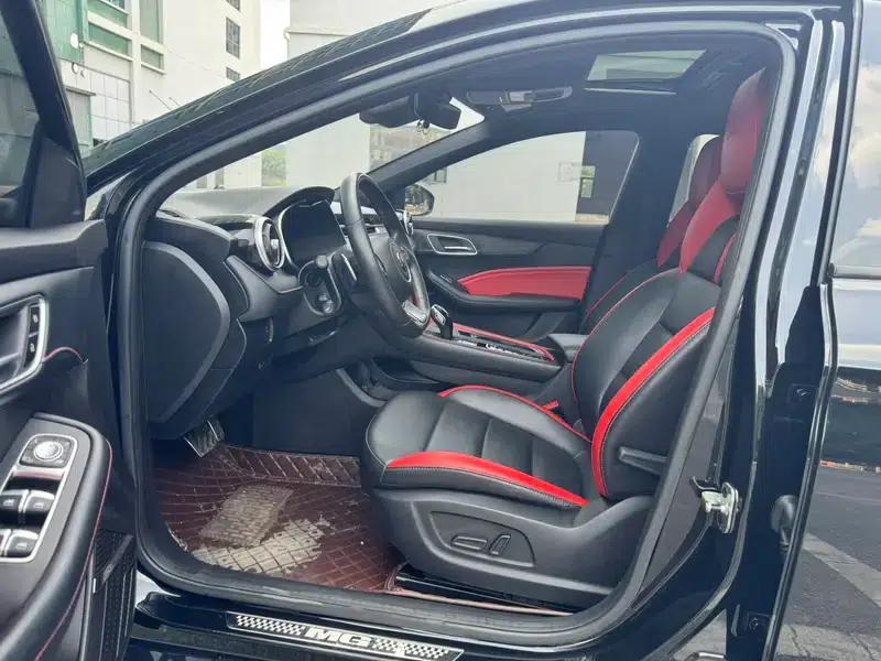 MG6 2020 1.5T Automatic Trophy Flagship Edition — миниатюра 30