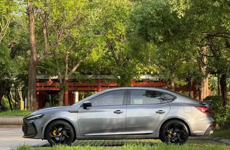 MG6 2021 Pro 1.5T Automatic Trophy Flagship Edition — миниатюра 3