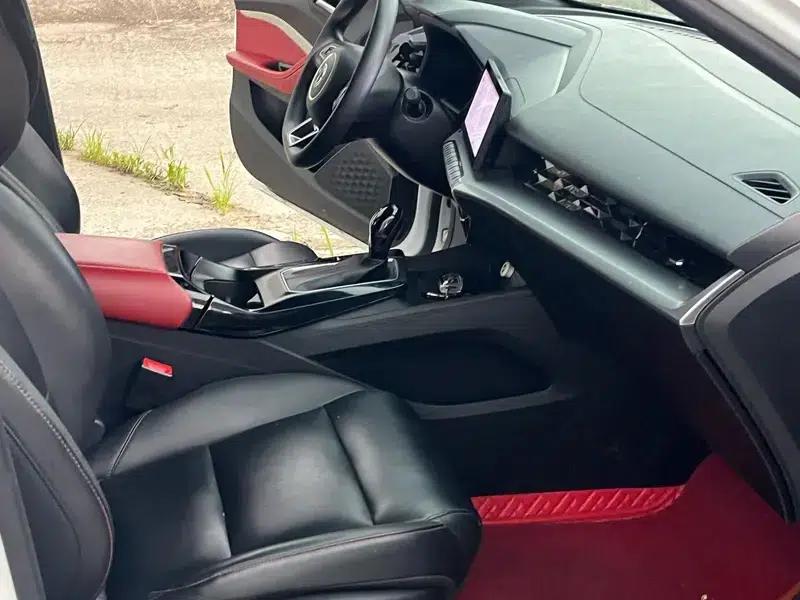 MG5 2021 180DVVT CVT Youth Style Edition — миниатюра 7