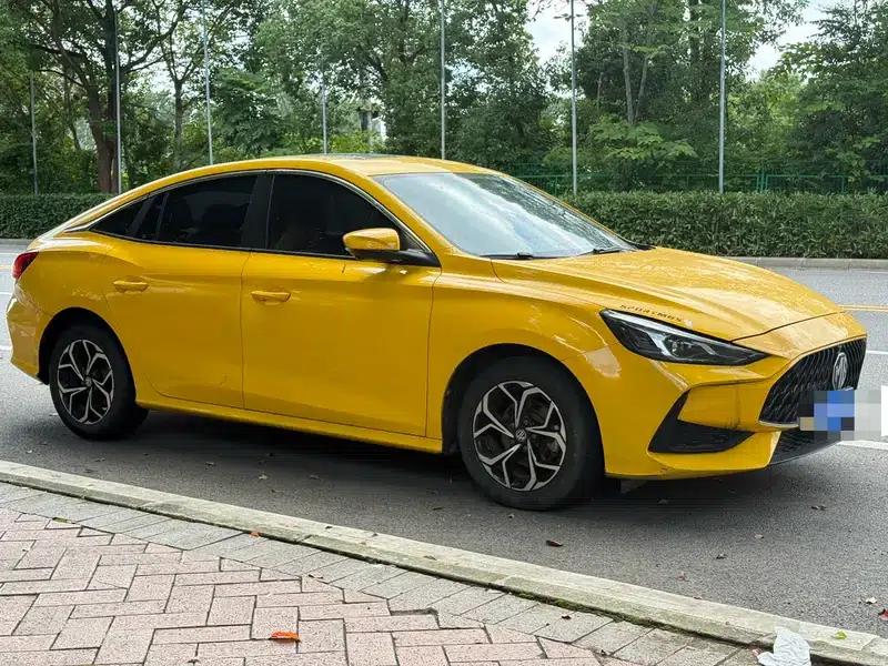 MG5 2021 180DVVT CVT Youth Style Edition — миниатюра 3