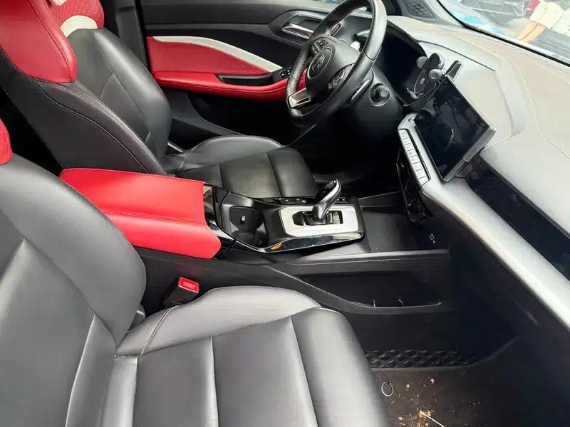 MG5 2021 180DVVT CVT Youth Style Edition — миниатюра 8