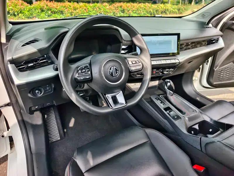 MG5 2022 180DVVT CVT Youth Luxury Edition — миниатюра 19
