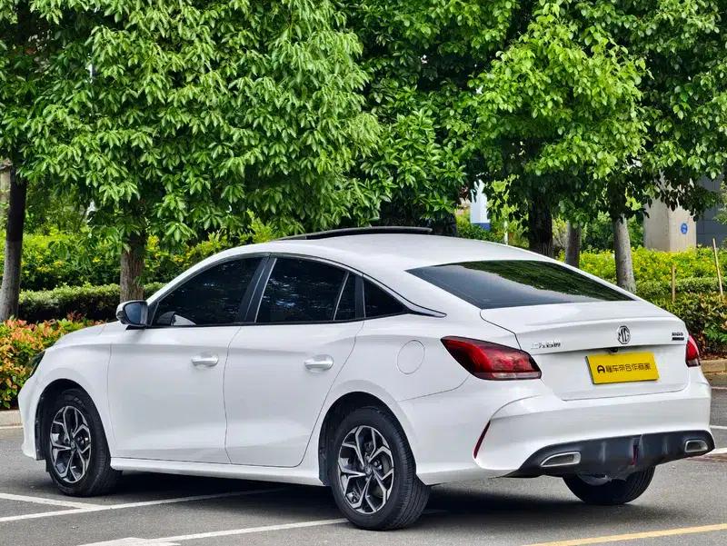 MG5 2022 180DVVT CVT Youth Luxury Edition — миниатюра 5