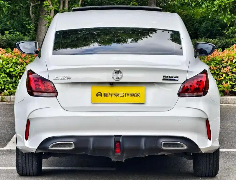 MG5 2022 180DVVT CVT Youth Luxury Edition — миниатюра 6
