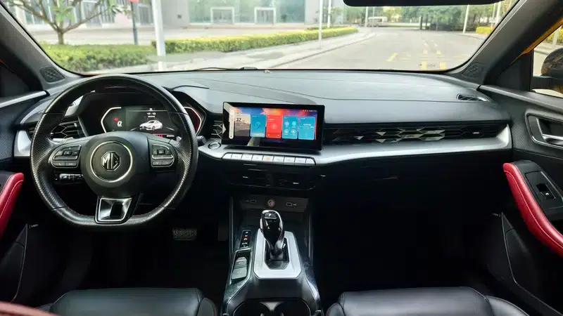 MG5 2021 300TGI DCT Trendy Luxury Limited Edition — миниатюра 12
