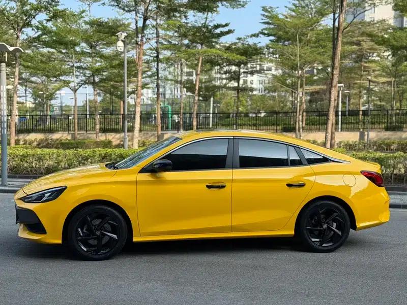 MG5 2021 300TGI DCT Trendy Luxury Limited Edition — миниатюра 4