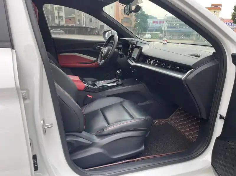 MG5 2021 180DVVT CVT Youth Luxury Edition — миниатюра 11