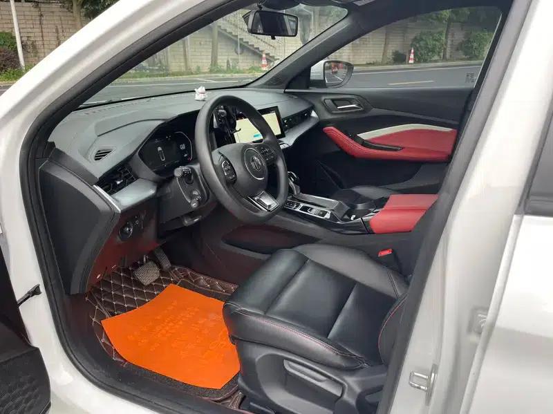 MG5 2021 180DVVT CVT Youth Luxury Edition — миниатюра 13