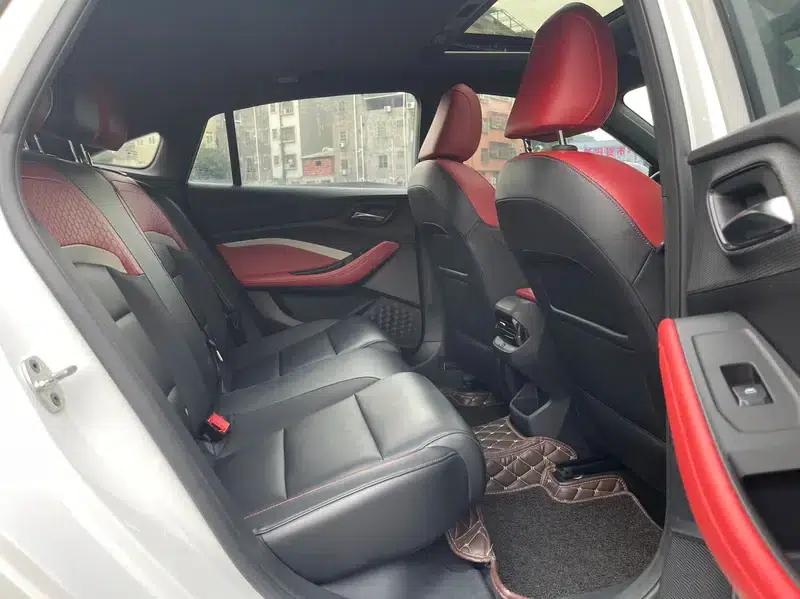 MG5 2021 180DVVT CVT Youth Luxury Edition — миниатюра 14
