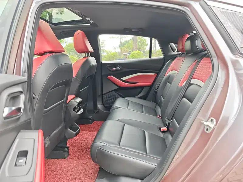 MG5 2021 Facelift 180DVVT CVT Youth Luxury Edition — миниатюра 18