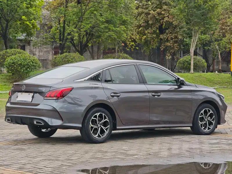 MG5 2021 Facelift 180DVVT CVT Youth Luxury Edition — миниатюра 7