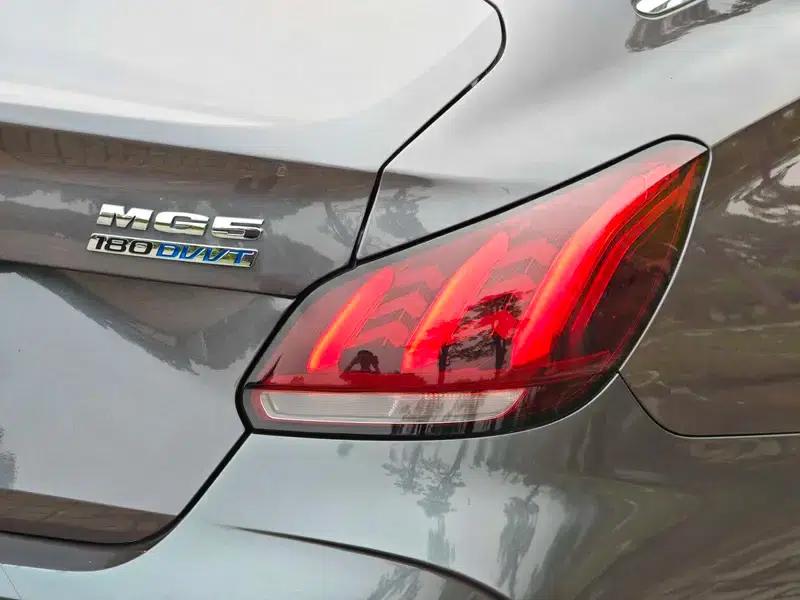 MG5 2021 Facelift 180DVVT CVT Youth Luxury Edition — миниатюра 9