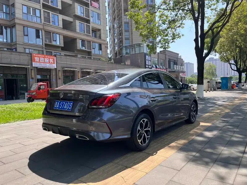 MG5 2021 180DVVT CVT Youth Style Edition — миниатюра 7