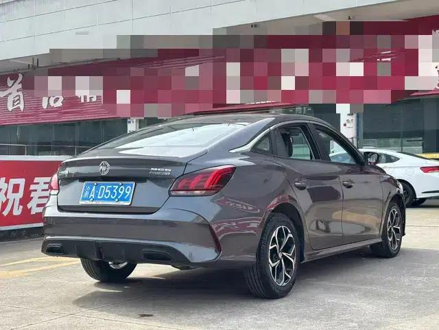 MG5 2023 180DVVT CVT Youth Luxury Edition — миниатюра 6