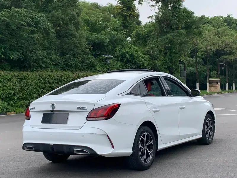 MG5 2022 180DVVT CVT Youth Luxury Edition — миниатюра 6
