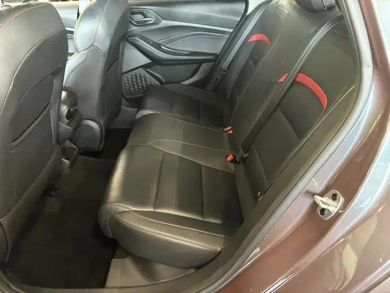MG5 2023 180DVVT CVT Youth Luxury Edition — миниатюра 15