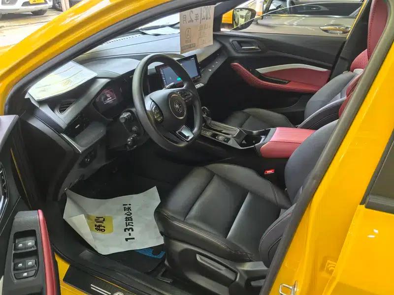 MG5 2021 180DVVT CVT Youth Luxury Edition — миниатюра 11