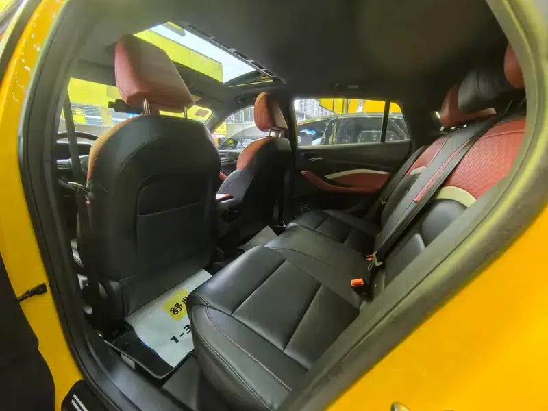 MG5 2021 180DVVT CVT Youth Luxury Edition — миниатюра 12