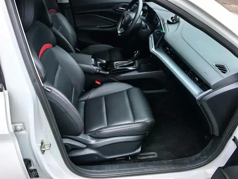 MG5 2023 180DVVT CVT Youth Style Edition — миниатюра 11