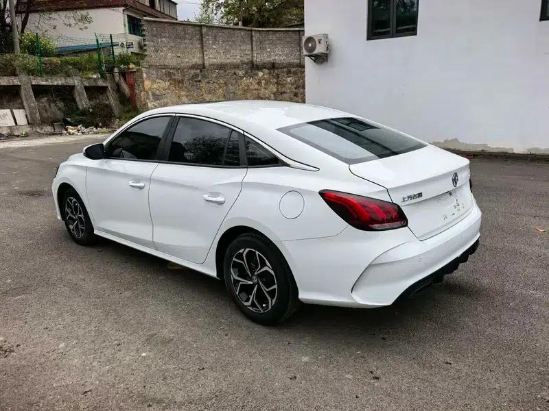 MG5 2023 180DVVT CVT Youth Style Edition — миниатюра 5