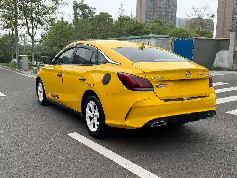 MG5 2021 180DVVT CVT Youth Style Edition — миниатюра 4