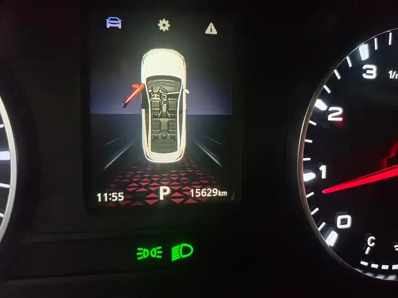 MG5 2023 180DVVT CVT Youth Luxury Edition — миниатюра 12