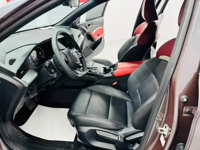 MG5 2022 180DVVT CVT Youth Luxury Edition — миниатюра 11