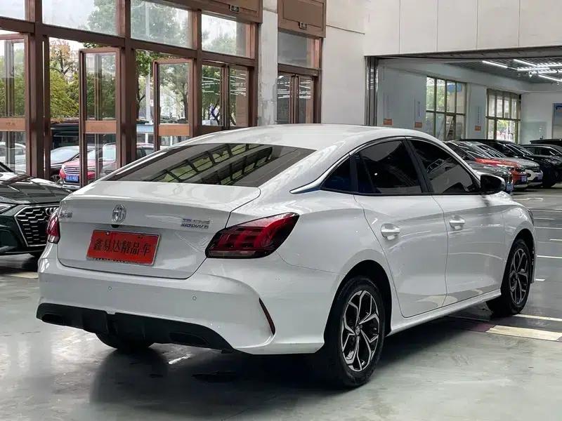 MG5 2023 180DVVT CVT Youth Luxury Edition — миниатюра 6