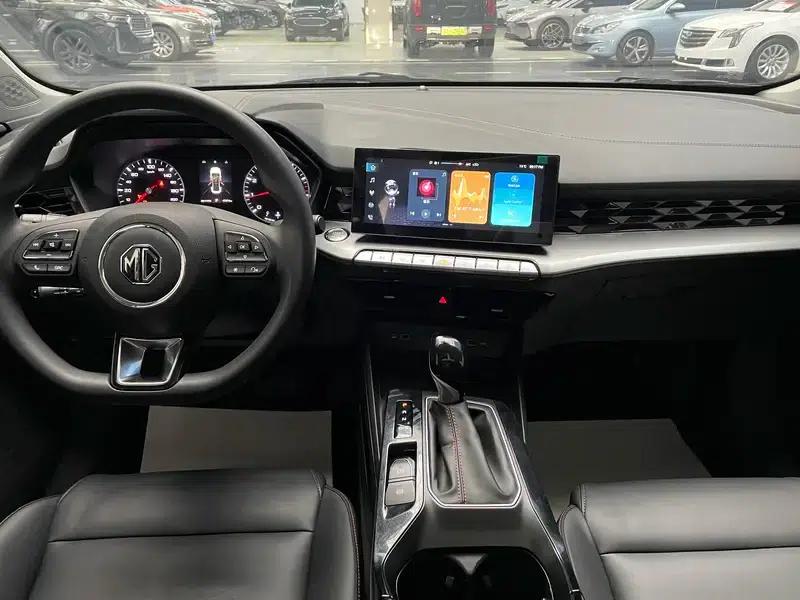 MG5 2023 180DVVT CVT Youth Luxury Edition — миниатюра 8