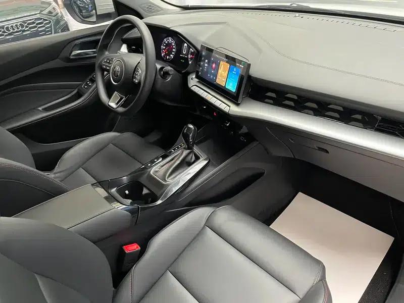MG5 2023 180DVVT CVT Youth Luxury Edition — миниатюра 9