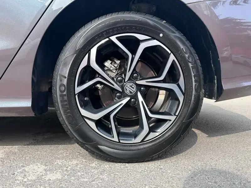 MG5 2023 180DVVT CVT Youth Style Edition — миниатюра 5