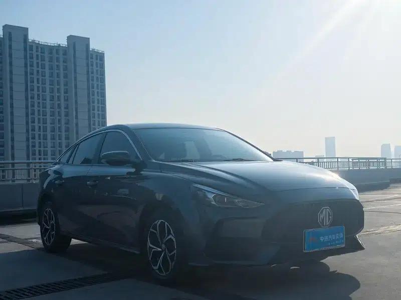MG5 2022 180DVVT CVT Youth Luxury Edition — миниатюра 3